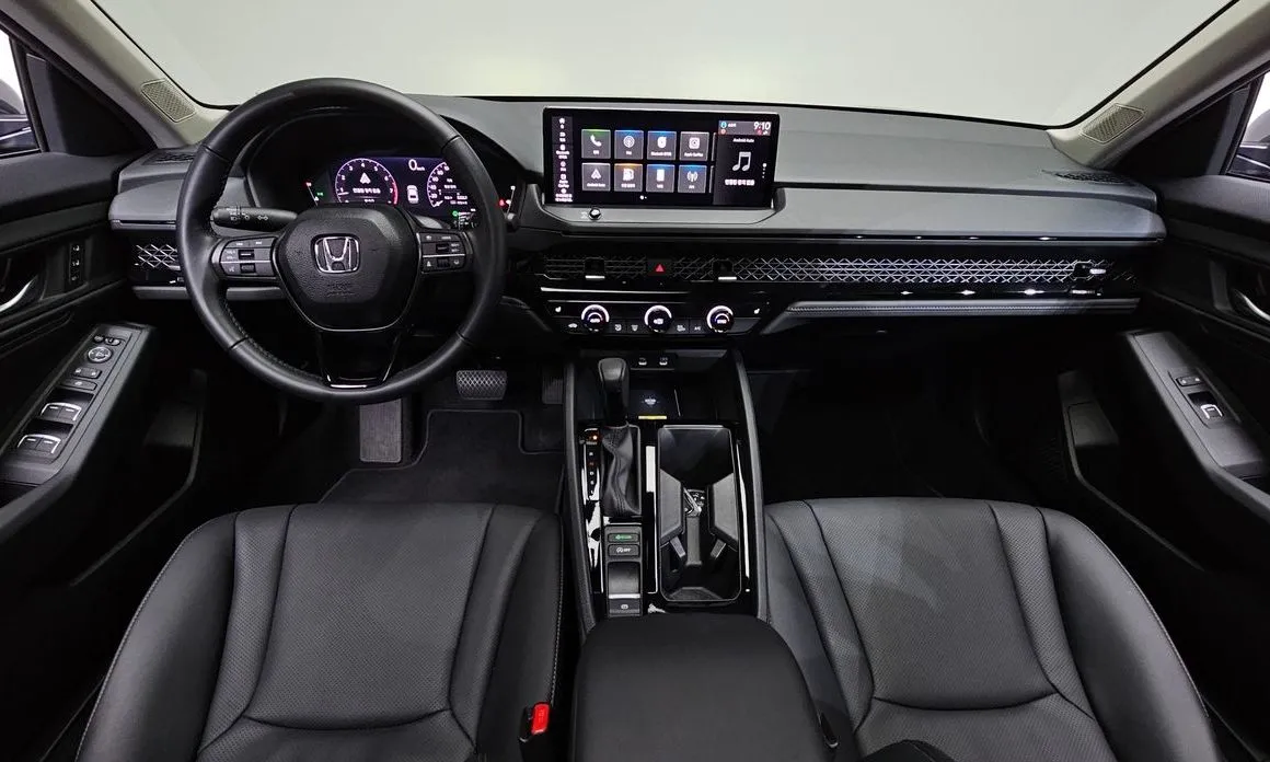 Honda Accord — фото 6