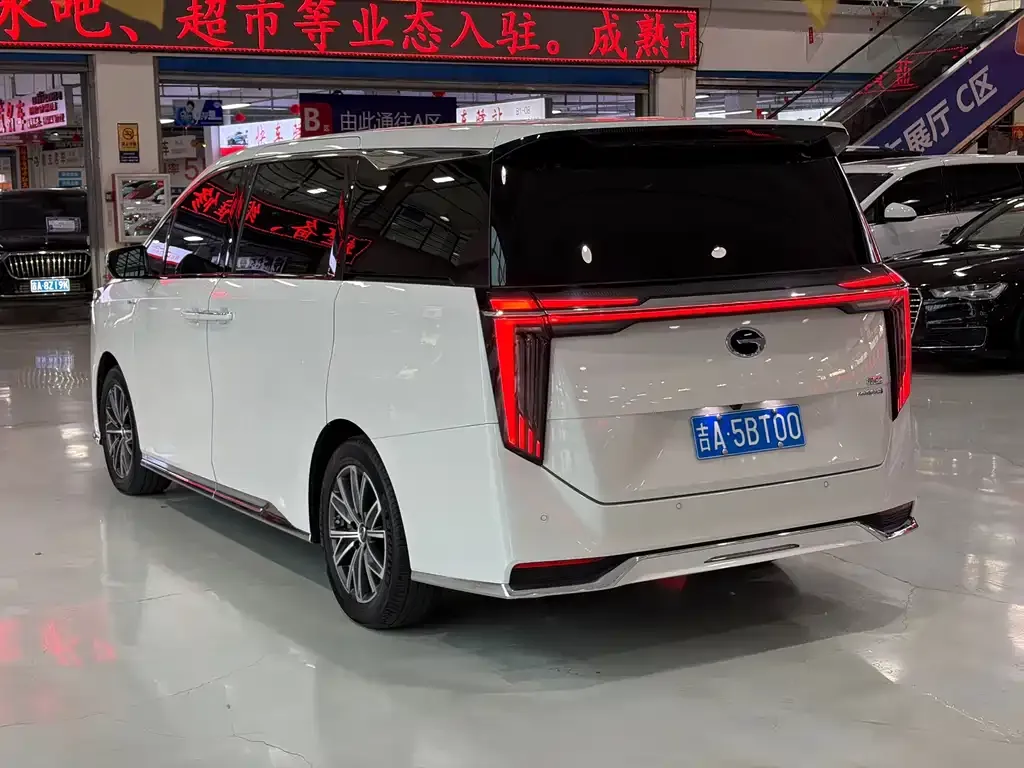 GAC Motor Trumpchi M8 — фото 6