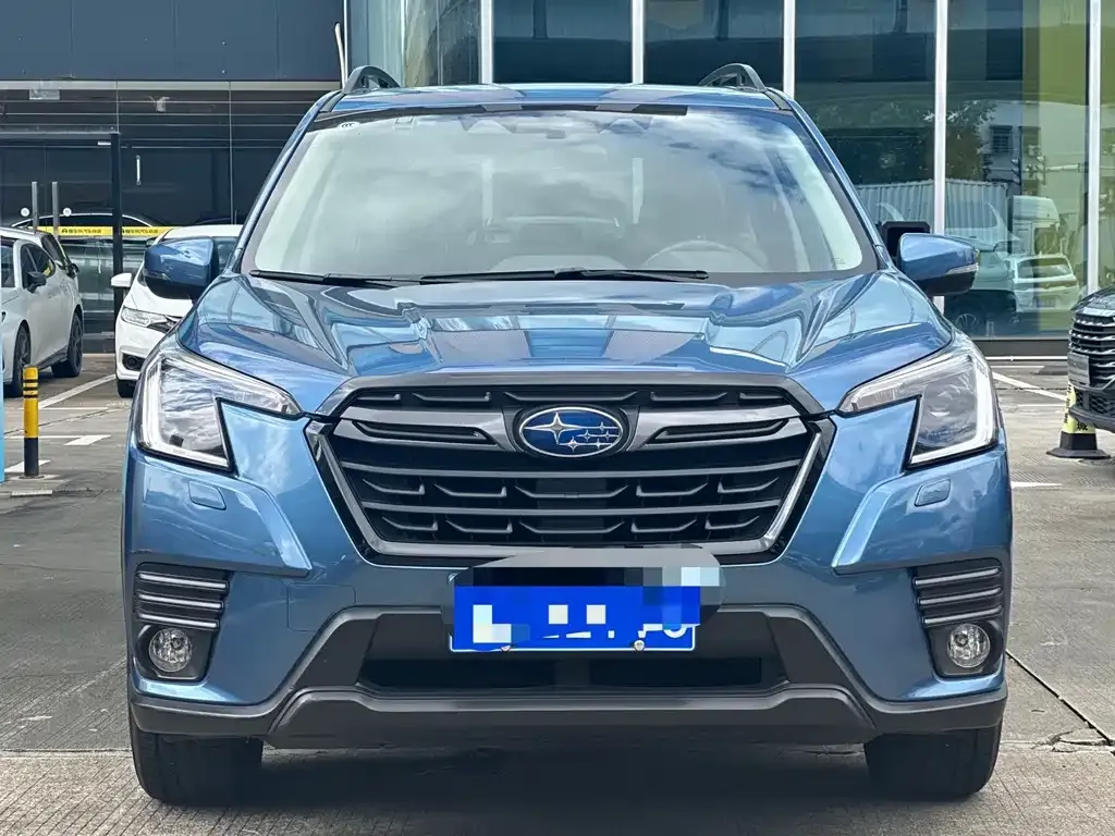 Subaru Forester — фото 2
