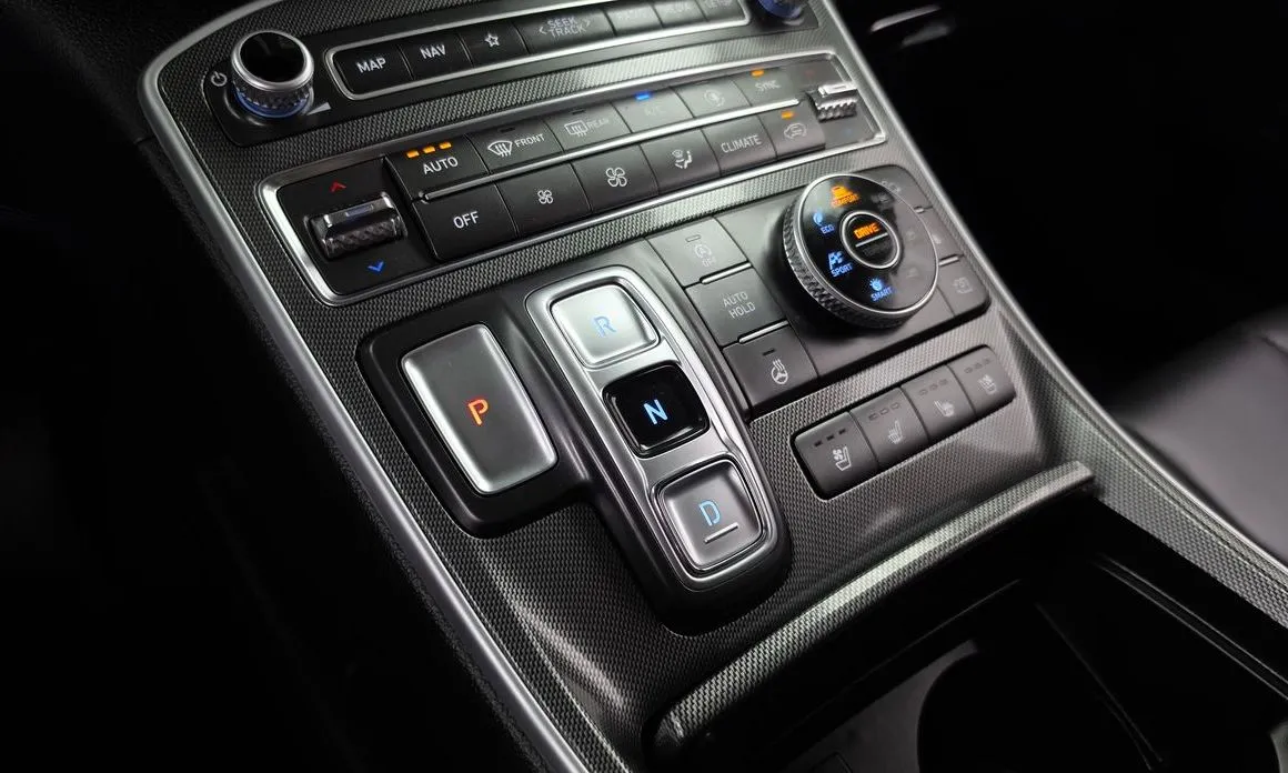 Hyundai Santafe — фото 9