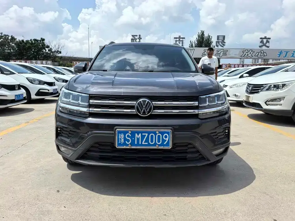 Volkswagen Tharu — фото 3