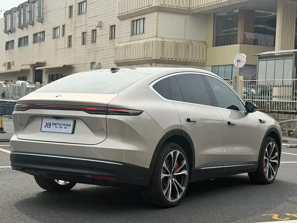 NIO EC7 — фото 8