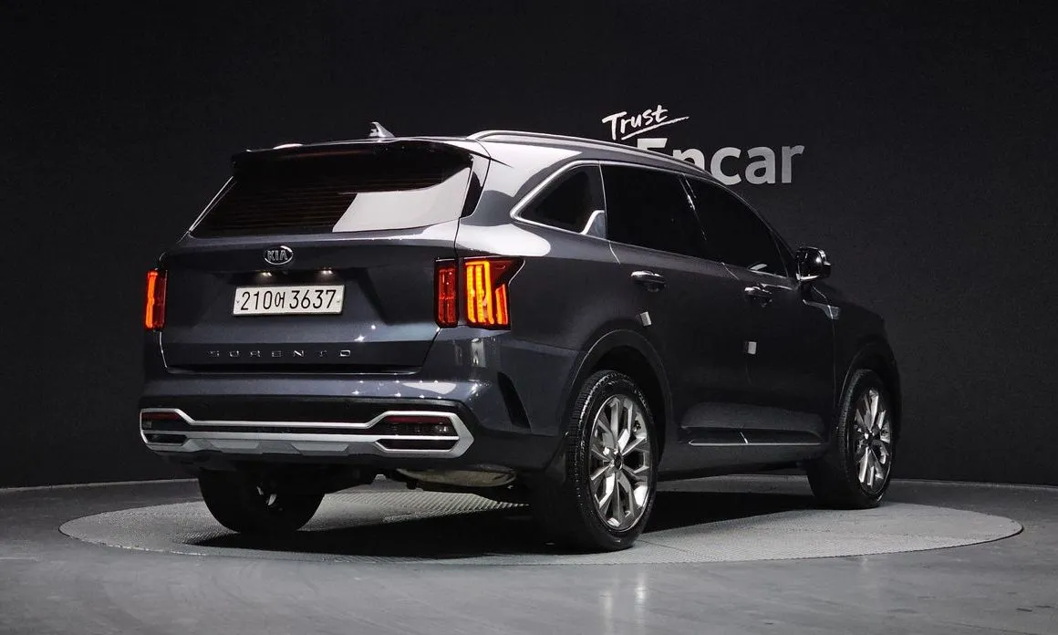 Kia Sorento — фото 3