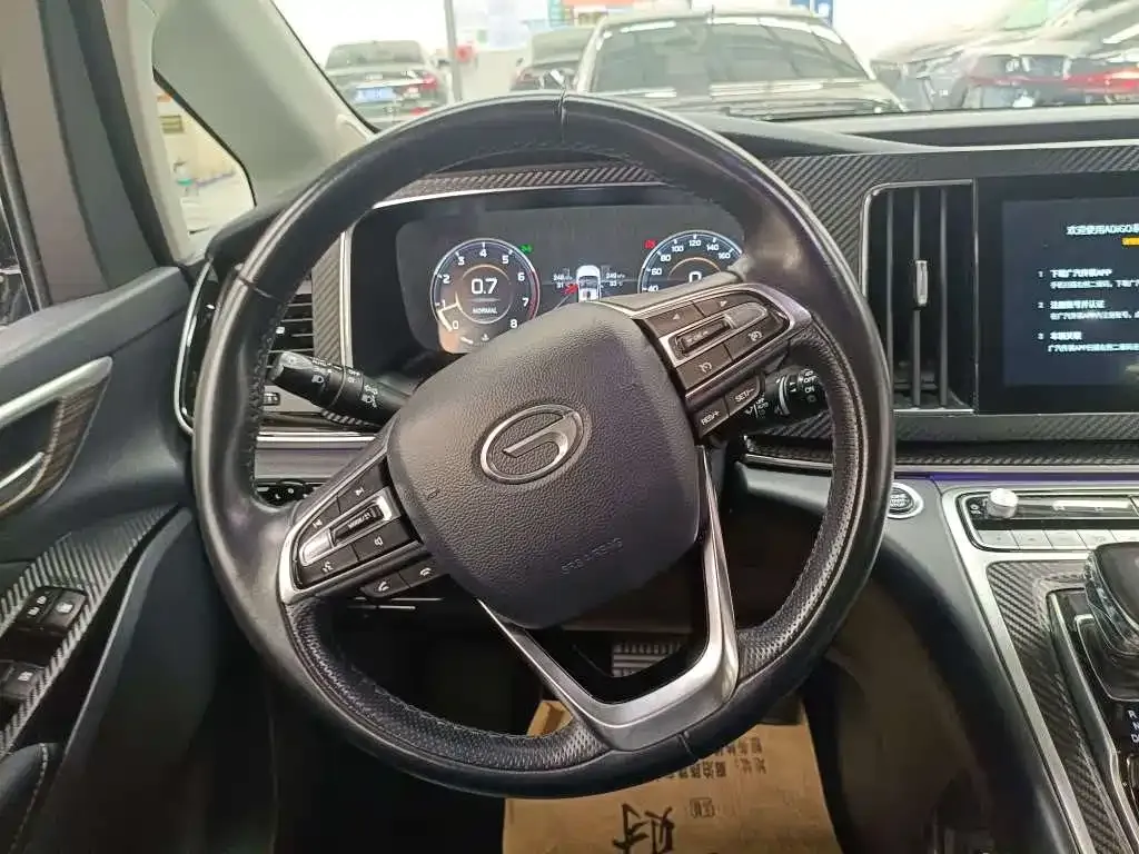 GAC Motor Trumpchi M8 — фото 10