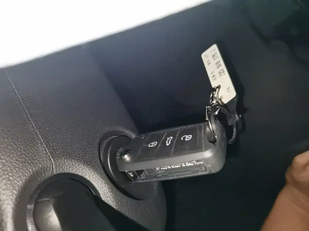 Volkswagen Tharu — фото 10
