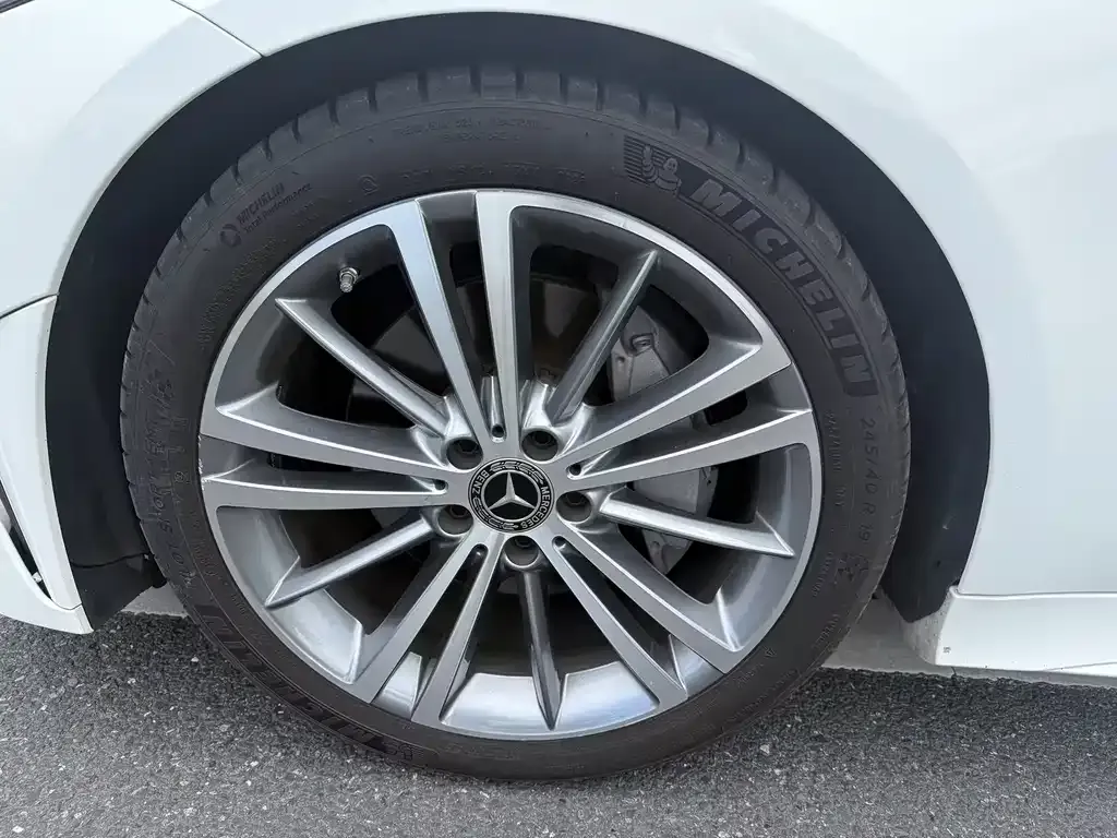 Mercedes-Benz CLS — фото 9