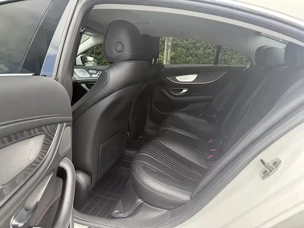 Mercedes-Benz CLS — фото 2