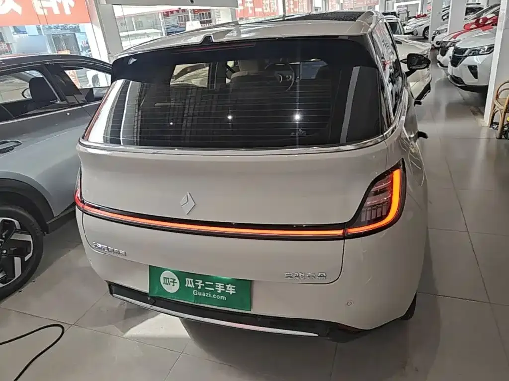 Baojun Yunduo — фото 7