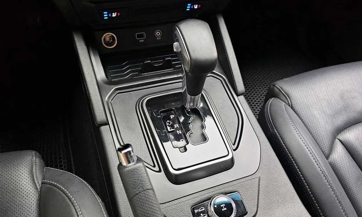 KG Mobility (Ssangyong) Rexton — фото 8