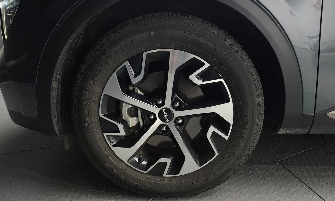 Kia Sportage — фото 10