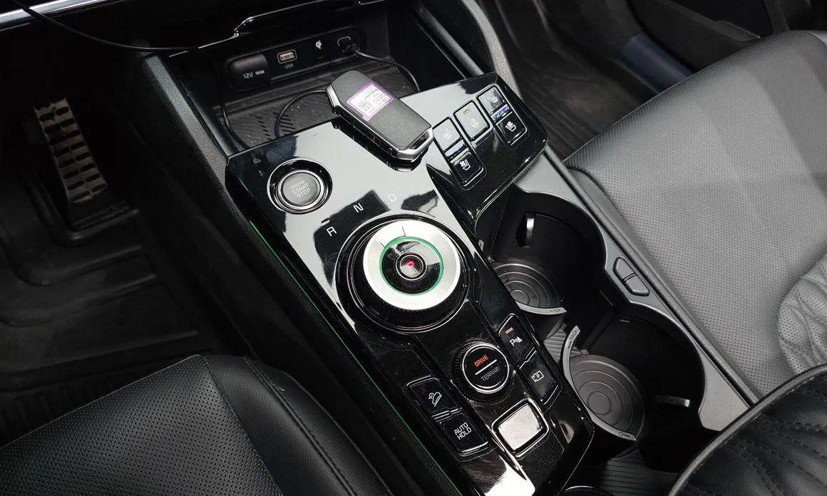 Kia Sportage — фото 9