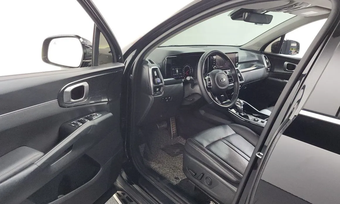 Kia Sorento — фото 4