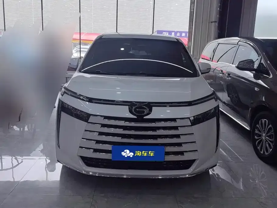GAC Motor 传祺E8 PHEV — фото 4