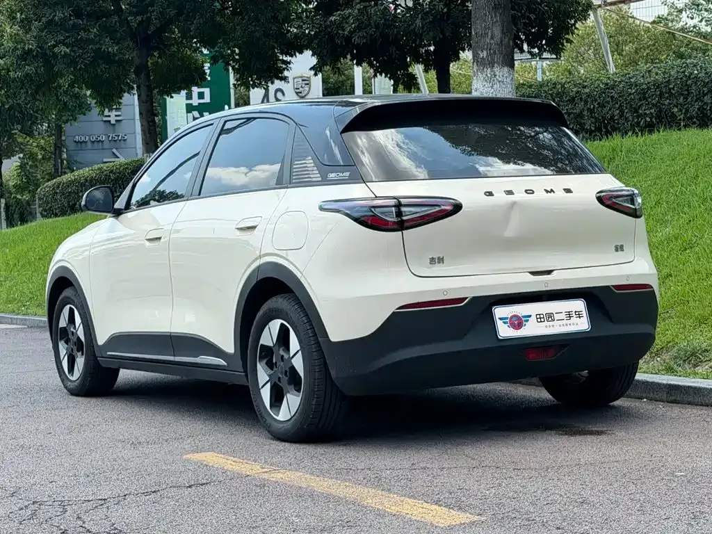 Geely Starburst — фото 9
