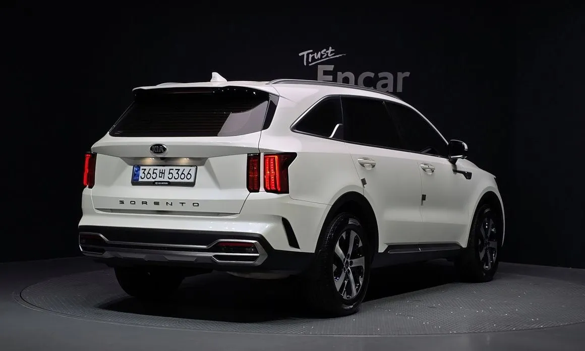 Kia Sorento — фото 4