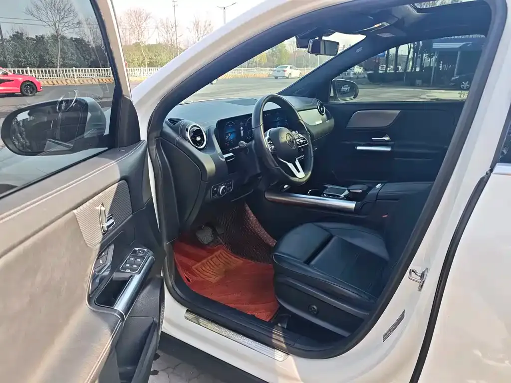 Mercedes-Benz GLA — фото 2