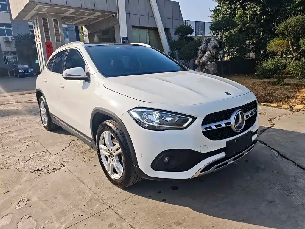 Mercedes-Benz GLA — фото 6