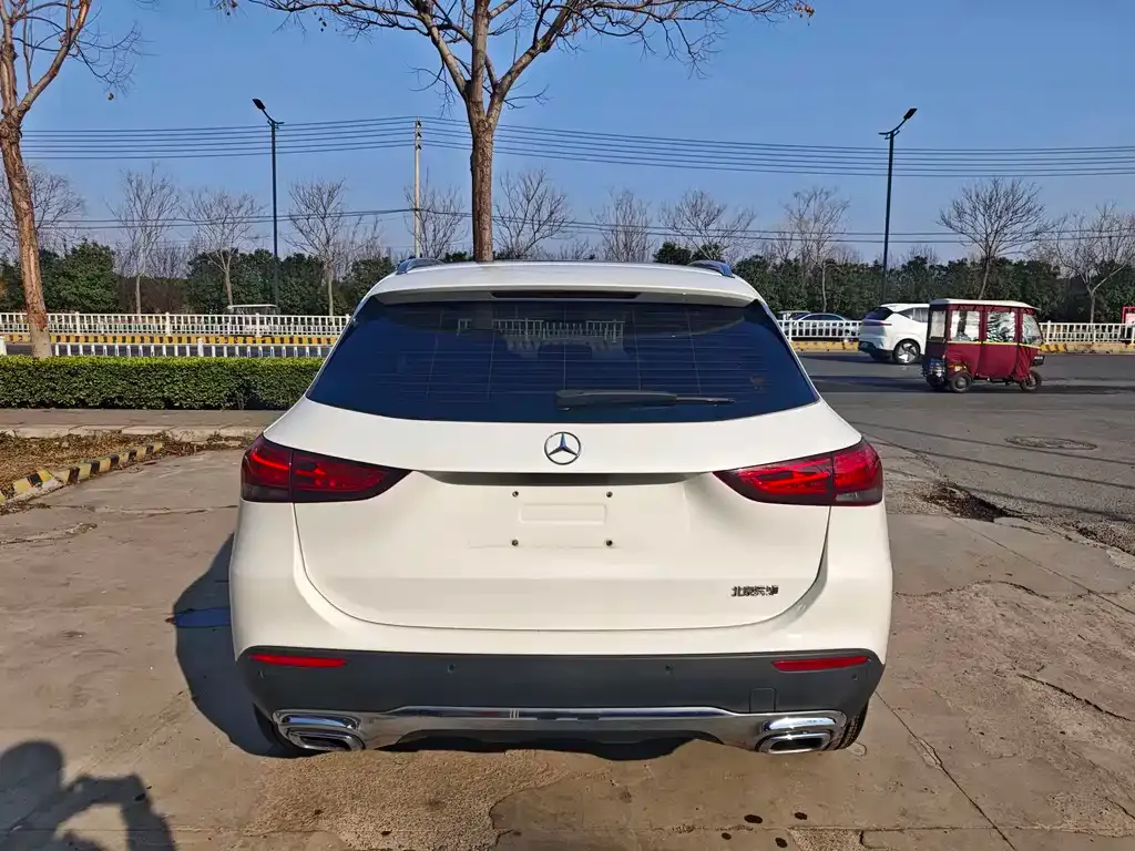 Mercedes-Benz GLA — фото 7