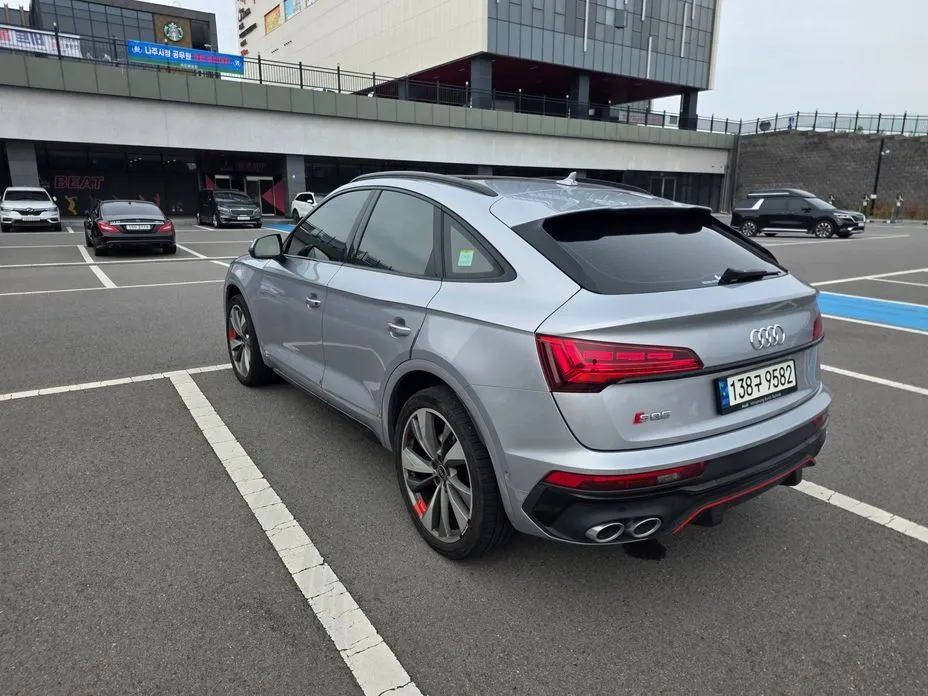 Audi SQ5 — фото 10
