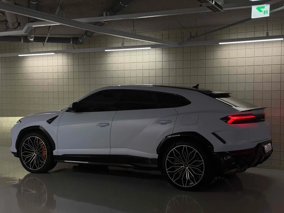 Lamborghini Urus — фото 10