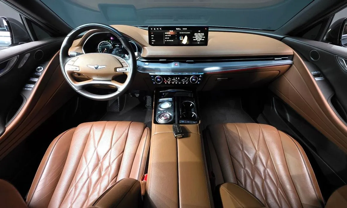 Genesis G80 — фото 10