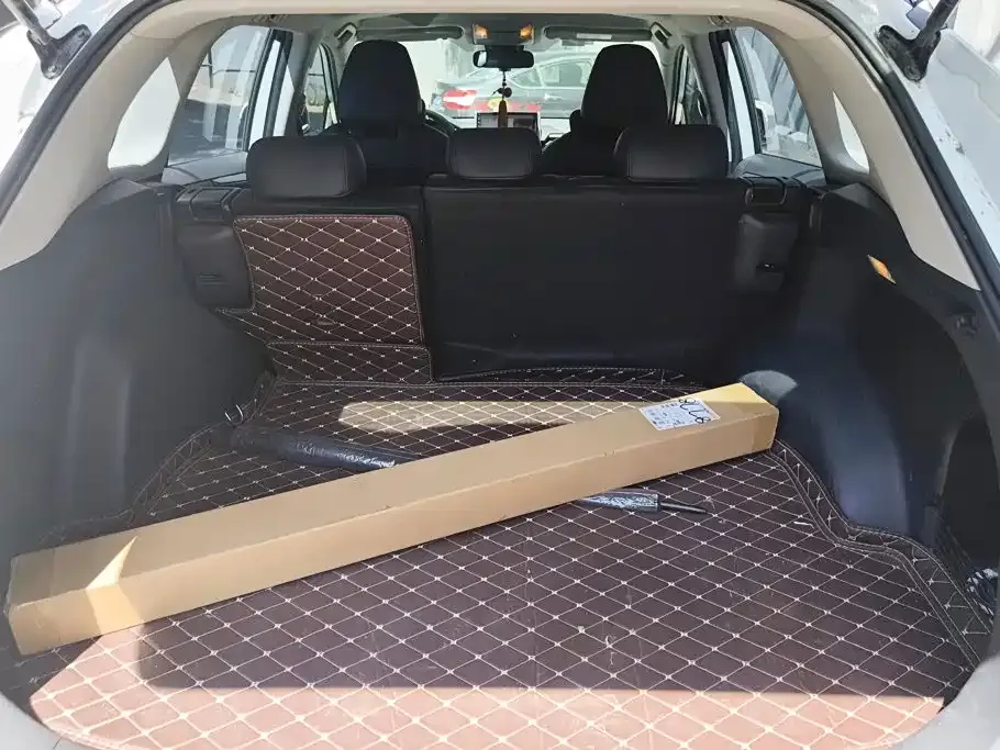 Toyota RAV4 — фото 10