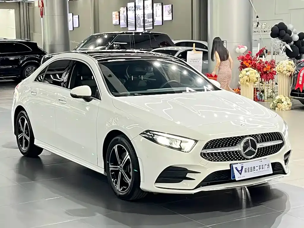 Mercedes-Benz A-Class — фото 6