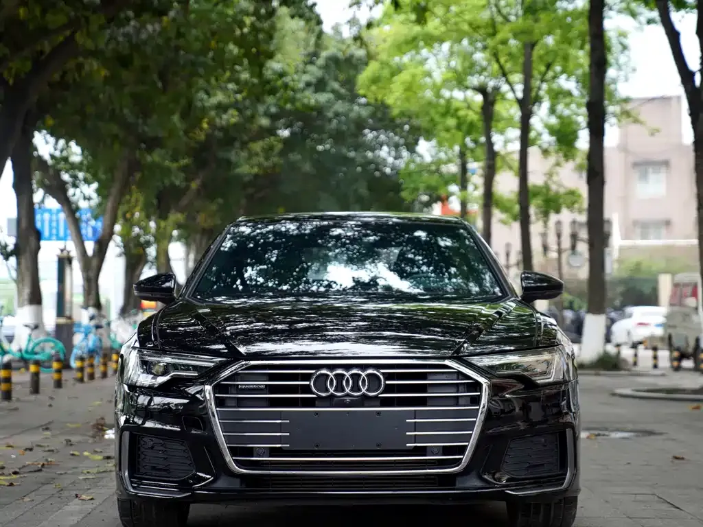 Audi A6L — фото 7
