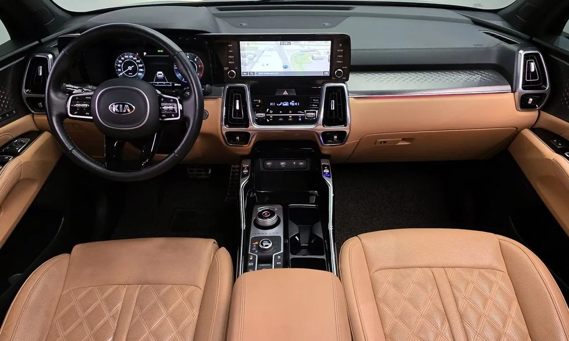 Kia Sorento — фото 10