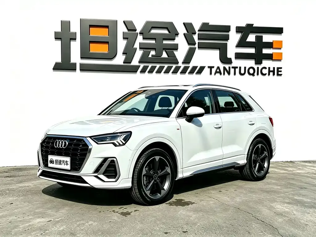 Audi Q3 — фото 1