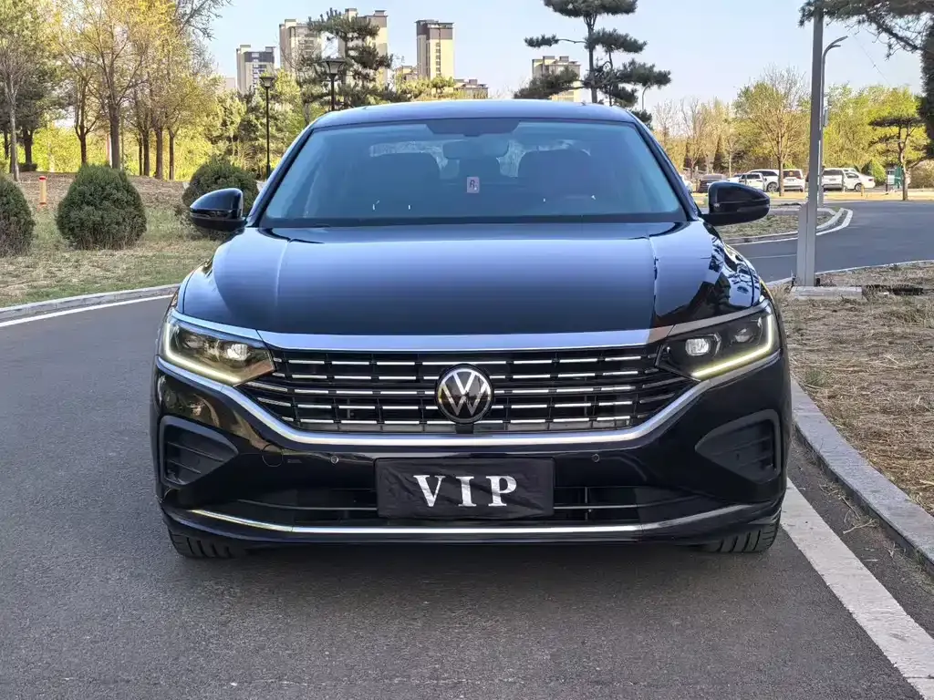 Volkswagen Passat — фото 8