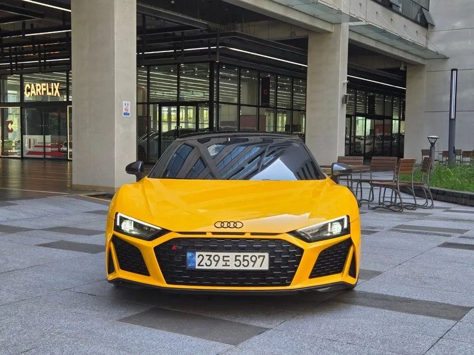 Audi R8 — фото 8