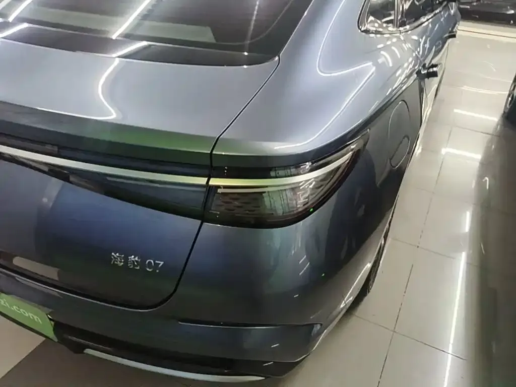 BYD Seal 07 DM-i — фото 2