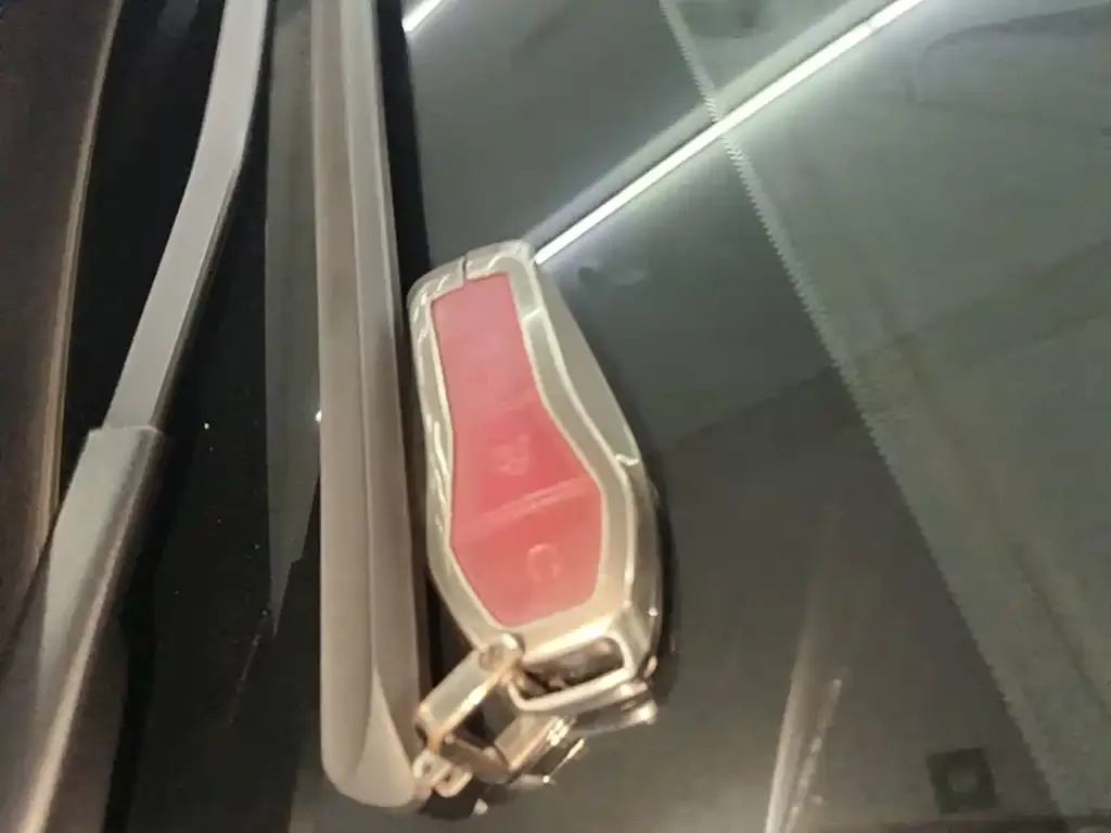 BYD Seal 07 DM-i — фото 10