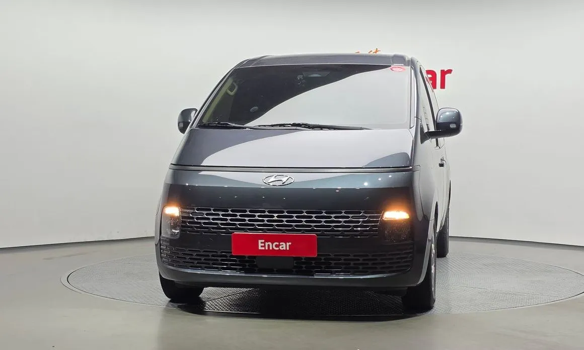 Hyundai Staria — фото 3