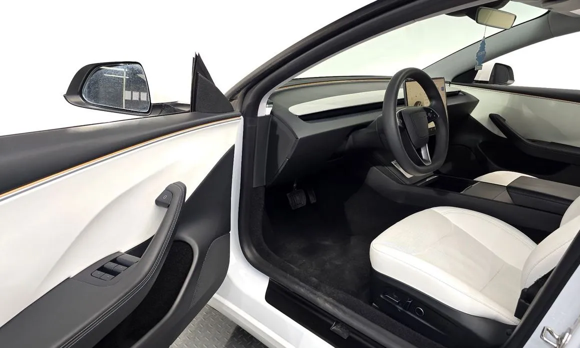 Tesla Model 3 — фото 6