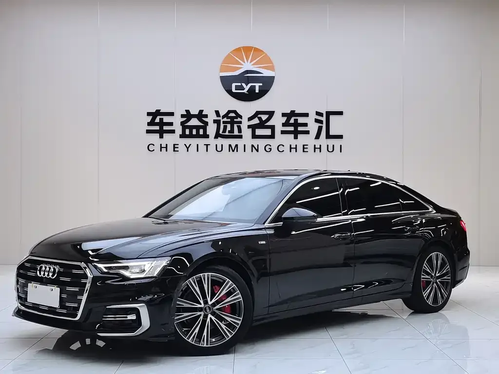 Audi A6L — фото 1