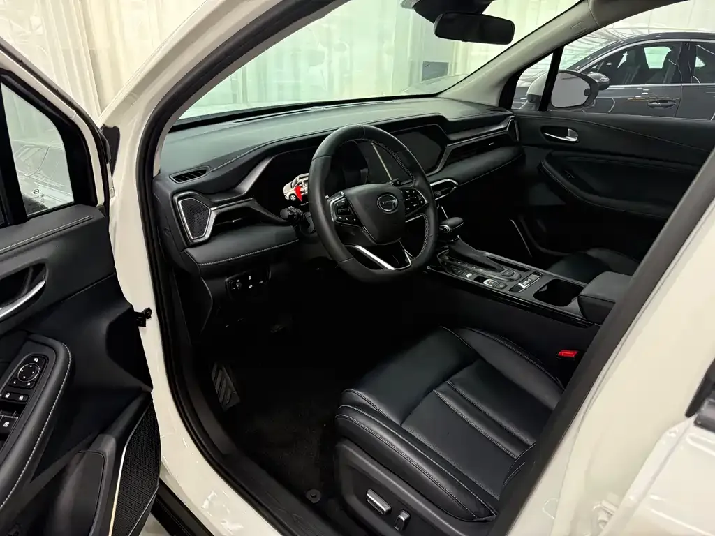 GAC Motor Trumpchi GS4 — фото 8