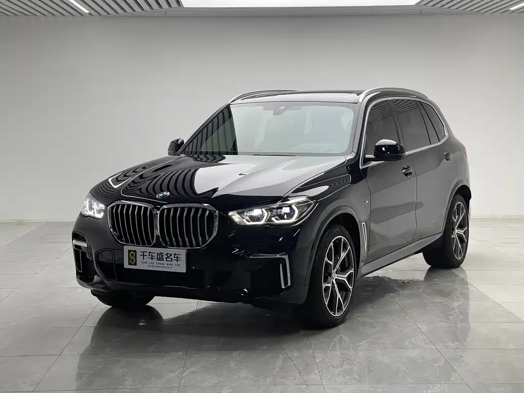 BMW X5 — фото 1