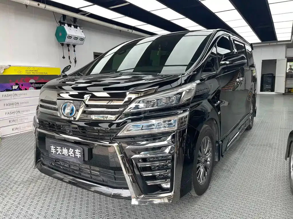 Toyota Vellfire — фото 5