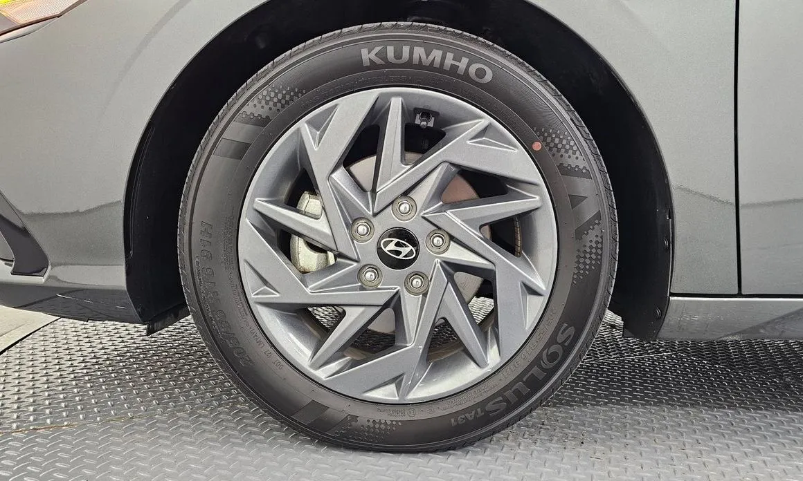 Hyundai AVANTE — фото 7