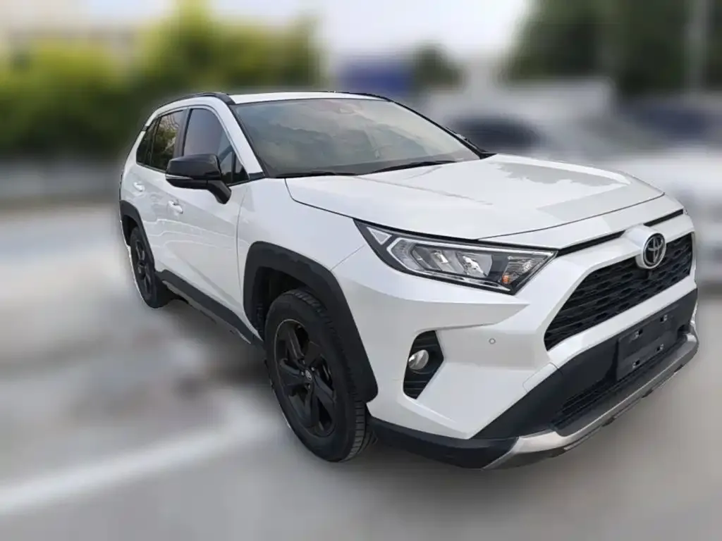 Toyota RAV4 — фото 10