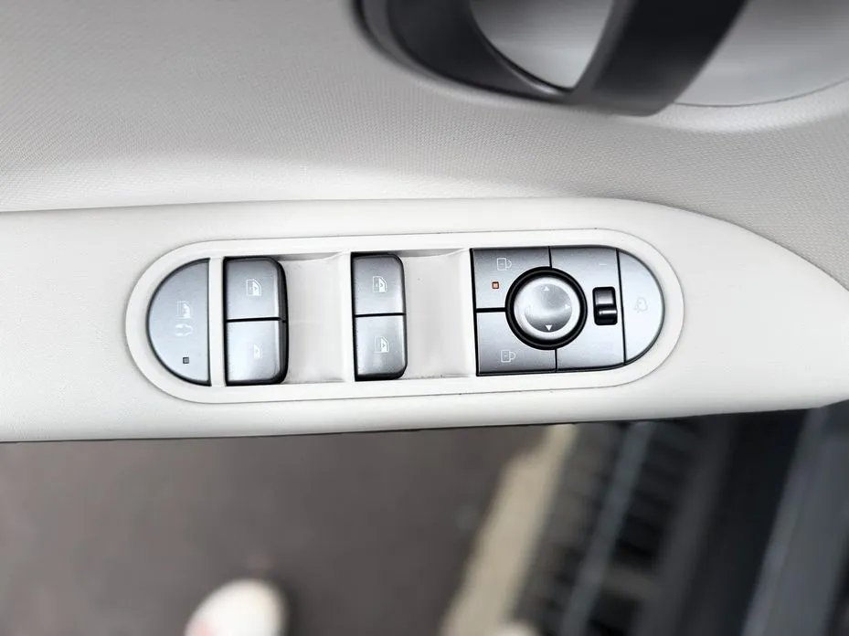 Hyundai Ioniq5 — фото 3