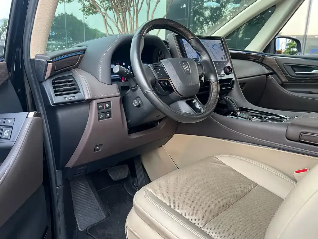 Toyota Vellfire — фото 7