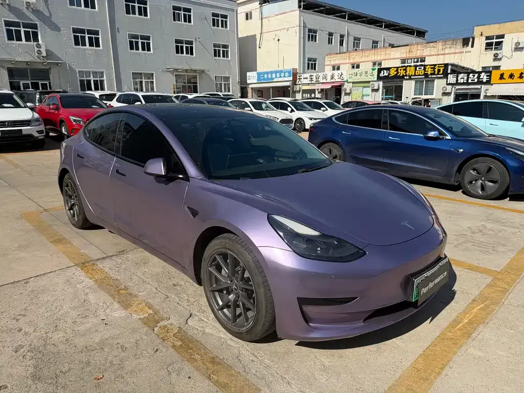 Tesla Model 3 — фото 2