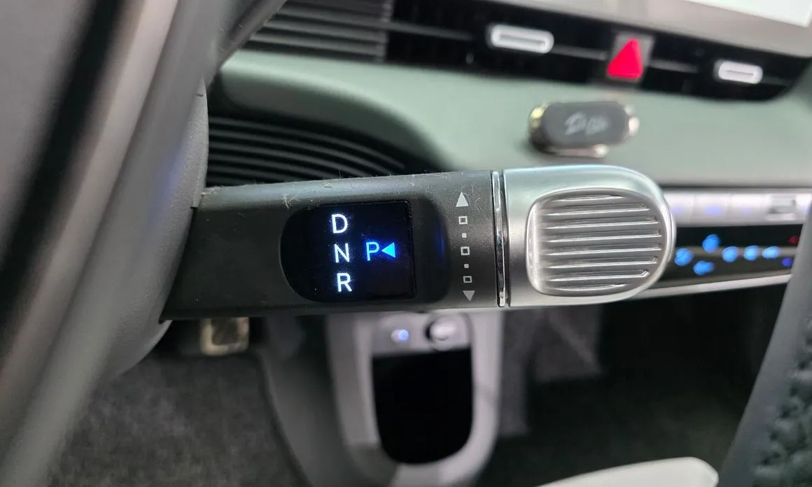 Hyundai Ioniq5 — фото 2