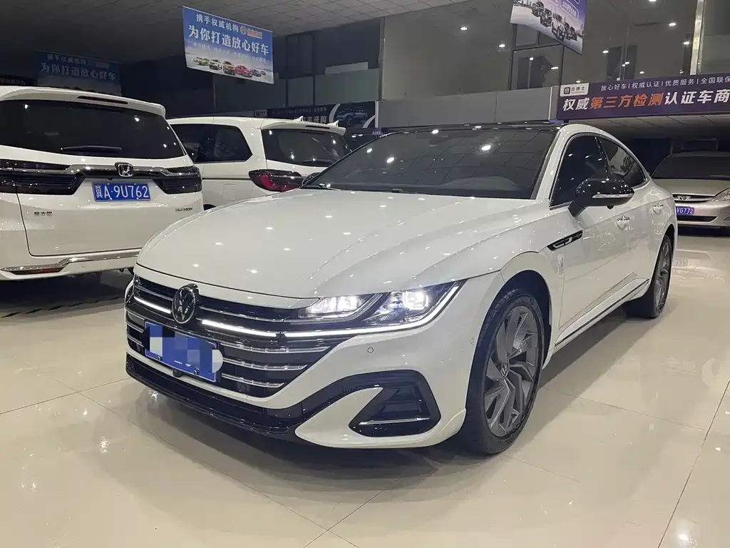 Volkswagen CC — фото 1