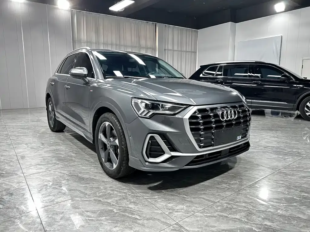 Audi Q3 — фото 7