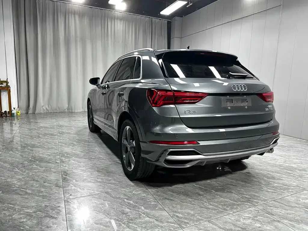 Audi Q3 — фото 5