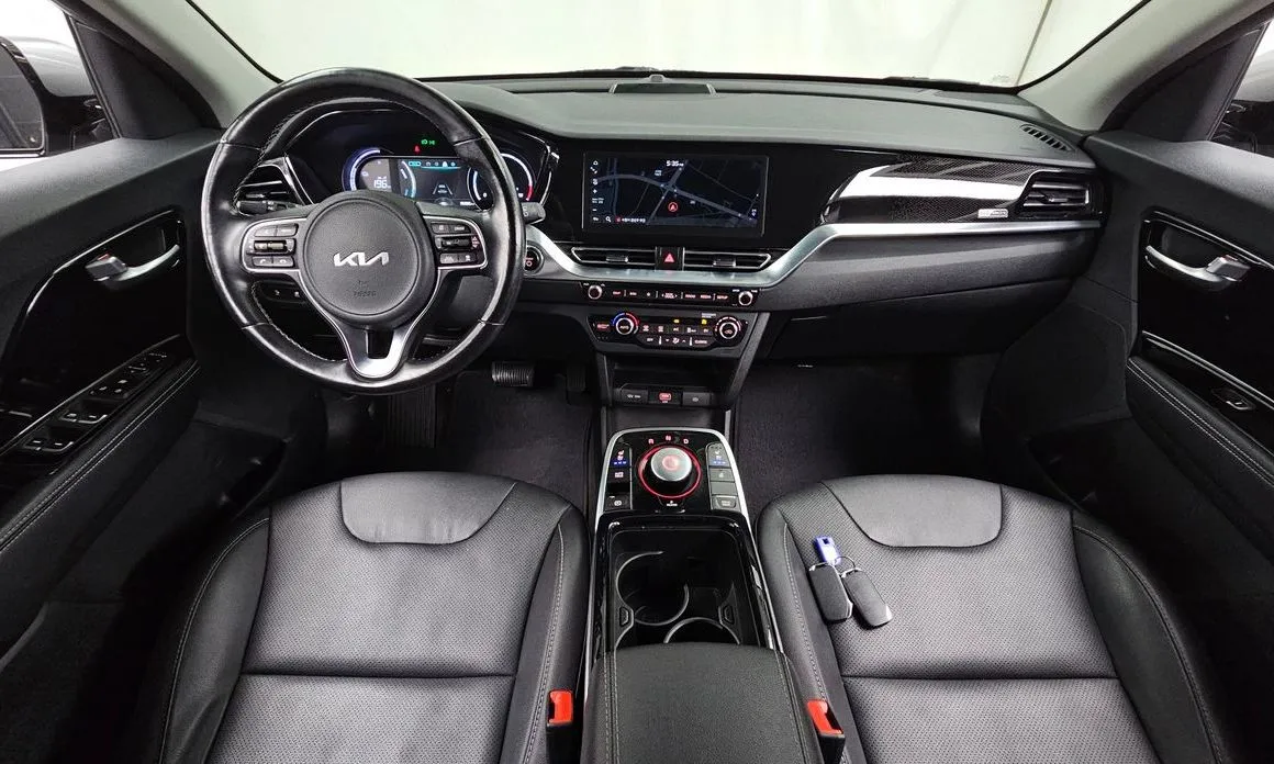 Kia Niro — фото 10